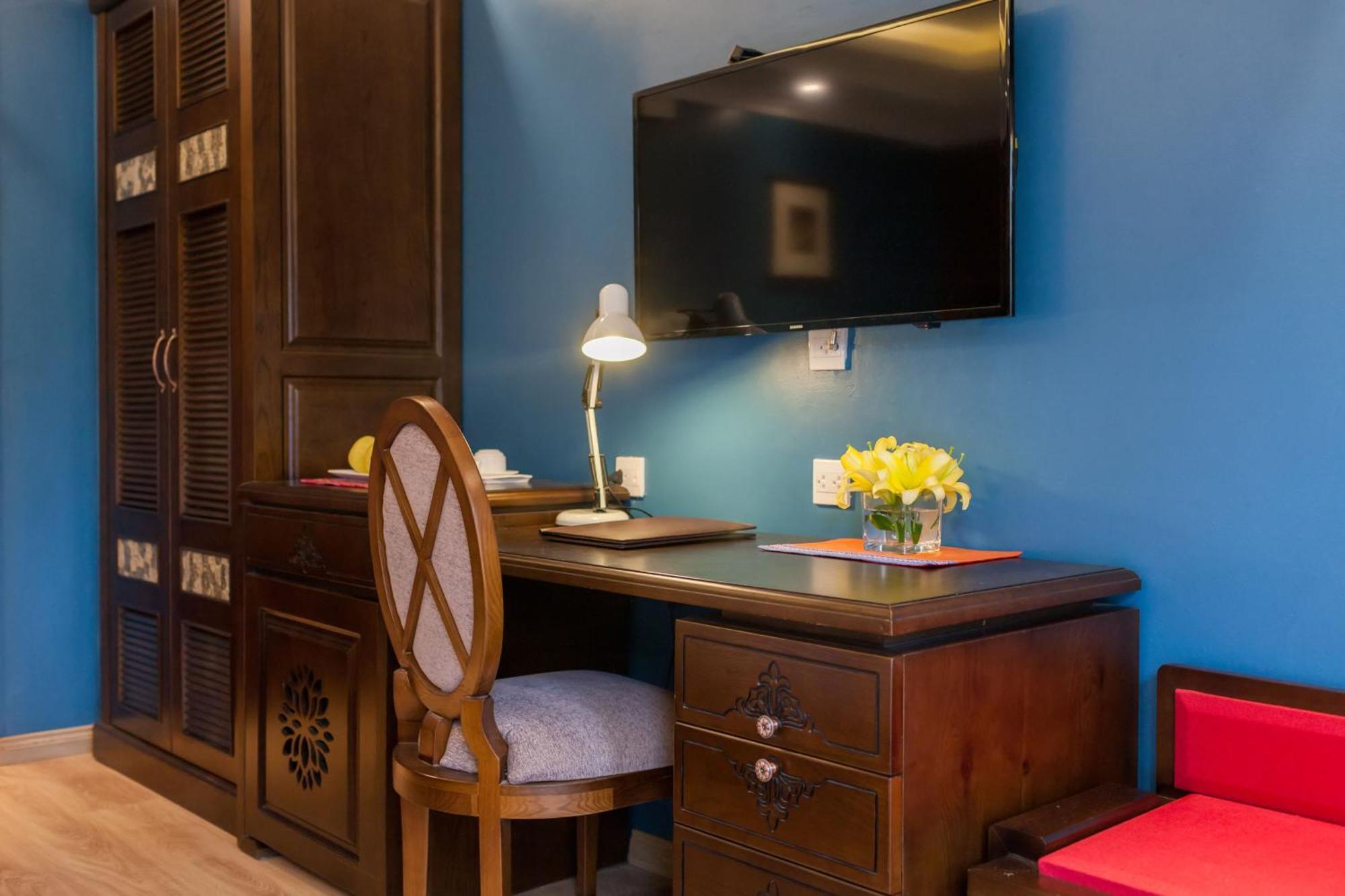 Deluxe Family Room